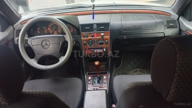 Mercedes C 180 1994, 250,000 km - 1.8 l - Bakı