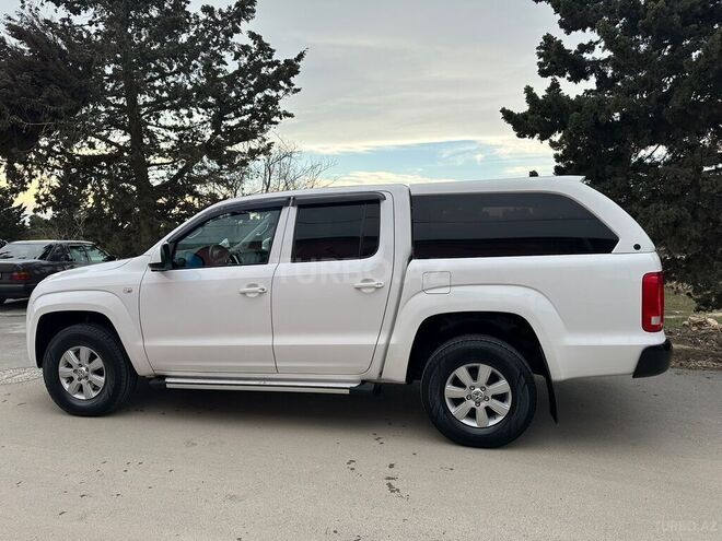 Volkswagen Amarok-12