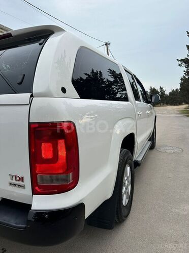 Volkswagen Amarok-13