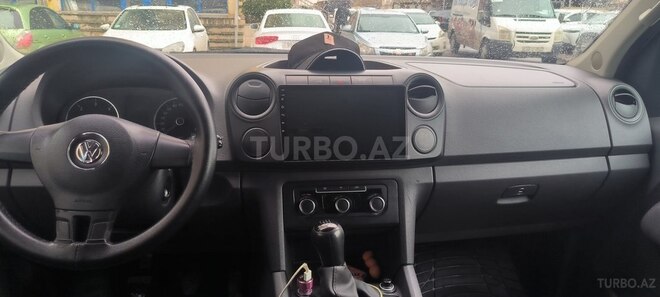 Volkswagen Amarok-6