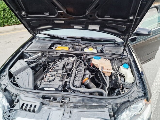 Audi A4 2007, 243,883 km - 2.0 л - Bakı