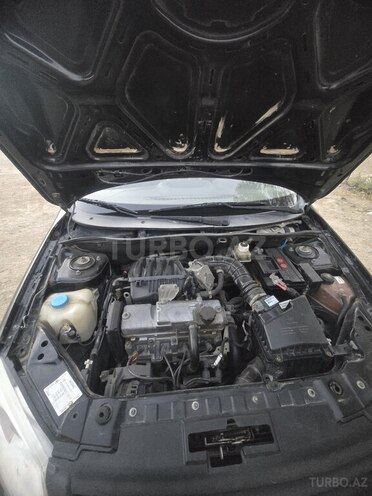 LADA (VAZ) Granta 2013, 349,000 km - 1.6 l - Salyan