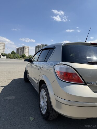 Opel Astra 2006, 241,000 km - 1.4 l - Gəncə