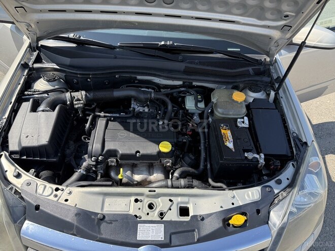 Opel Astra 2006, 241,000 km - 1.4 l - Gəncə