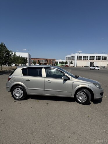 Opel Astra 2006, 241,000 km - 1.4 l - Gəncə