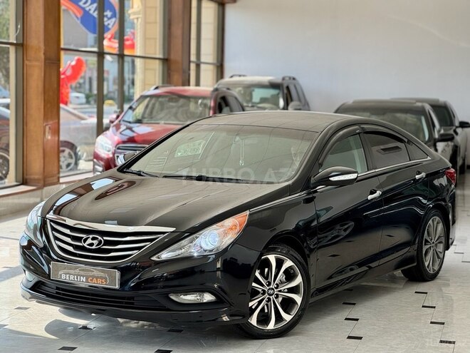 Hyundai Sonata-1