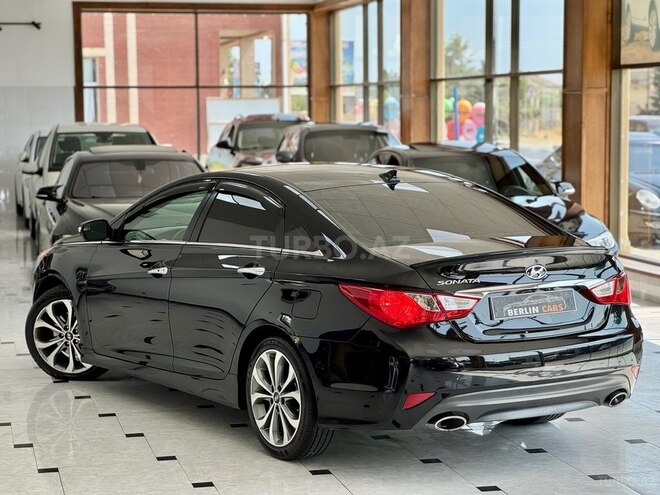 Hyundai Sonata-7