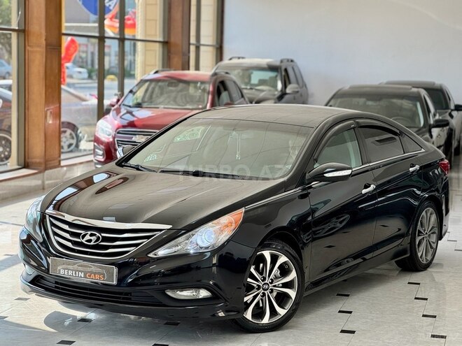 Hyundai Sonata-5