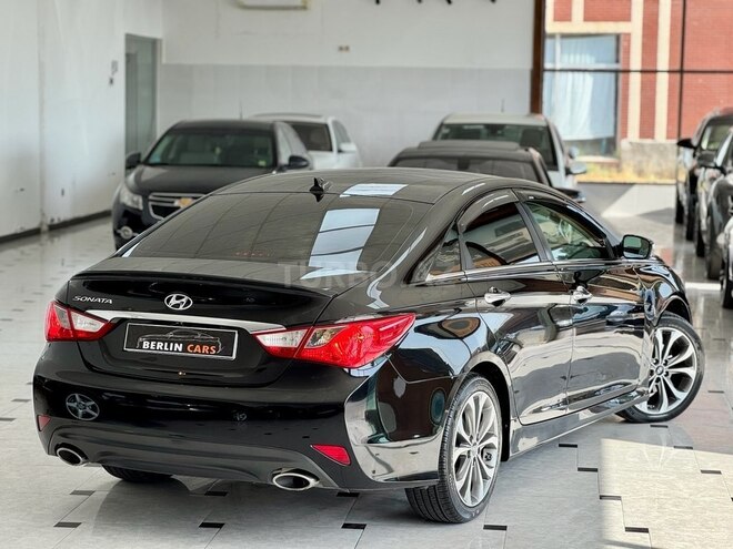Hyundai Sonata-8