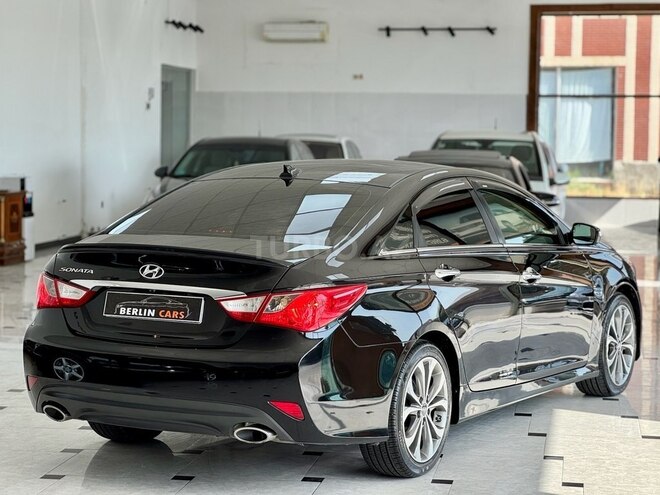 Hyundai Sonata-10