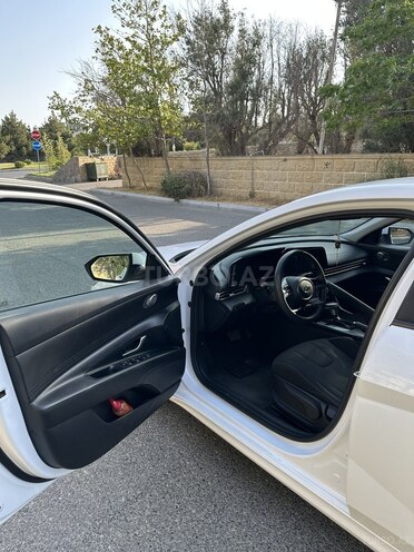 Hyundai Elantra 2022, 82,241 km - 1.6 л - Bakı