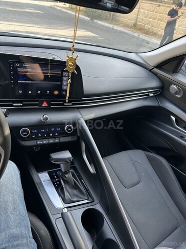 Hyundai Elantra 2022, 82,241 km - 1.6 л - Bakı