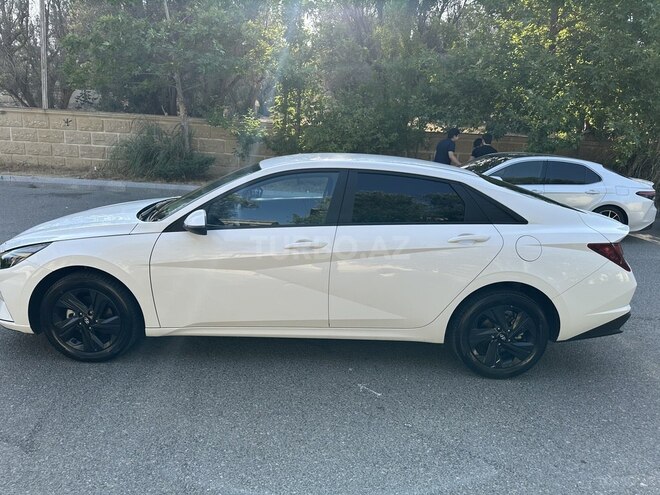 Hyundai Elantra 2022, 82,241 km - 1.6 л - Bakı
