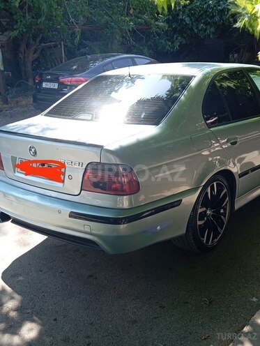 BMW 528 2000, 372,000 km - 2.8 л - Bakı