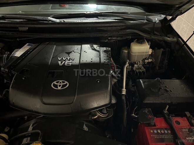 Toyota Land Cruiser-13