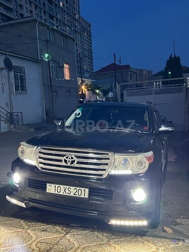 Toyota Land Cruiser-2