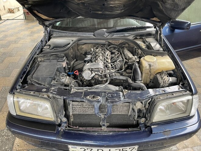 Mercedes C 220 d 1999, 660,000 km - 2.2 л - Xaçmaz