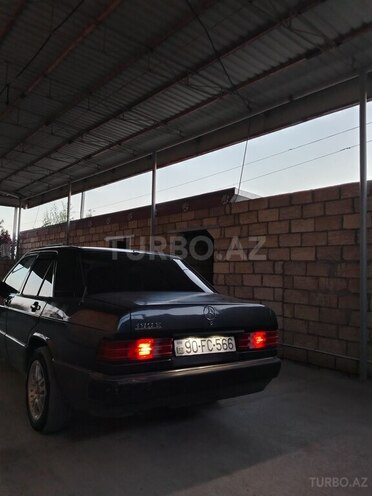 Mercedes 190 1993, 93,711 km - 2.0 l - Salyan