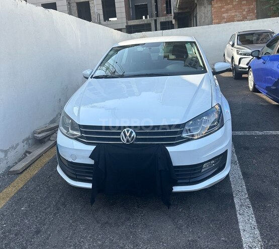 Volkswagen Polo 2018, 45,000 km - 1.6 l - Bakı