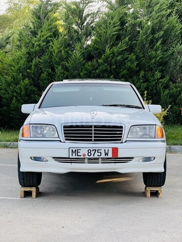 Mercedes C 230-6