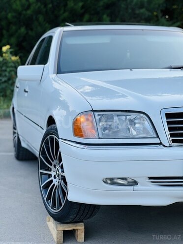 Mercedes C 230-10