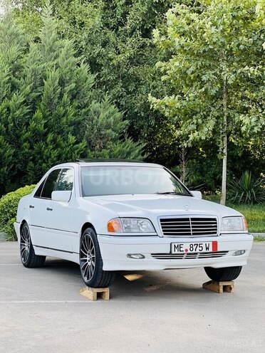 Mercedes C 230-13