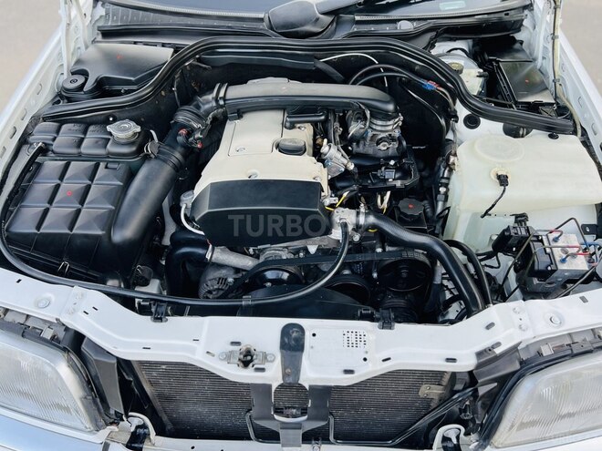 Mercedes C 230-21