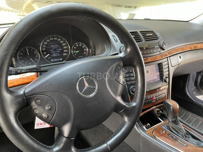 Mercedes E 240 2005, 182,000 km - 2.6 l - Bakı