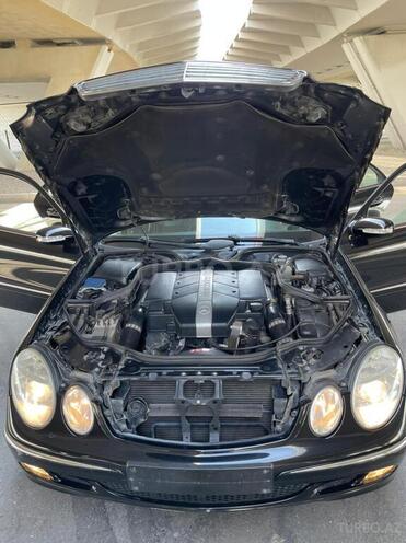 Mercedes E 240 2005, 182,000 km - 2.6 l - Bakı