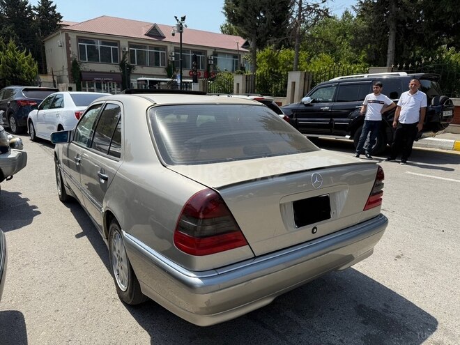 Mercedes C 200 1998, 333,000 km - 2.0 л - Bakı