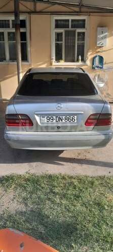 Mercedes E 220 d 2000, 560,000 km - 2.2 л - Bakı