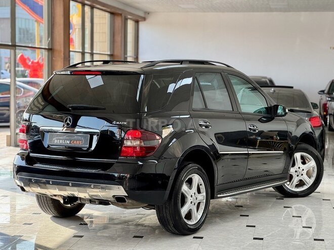 Mercedes ML 350 4MATIC-7