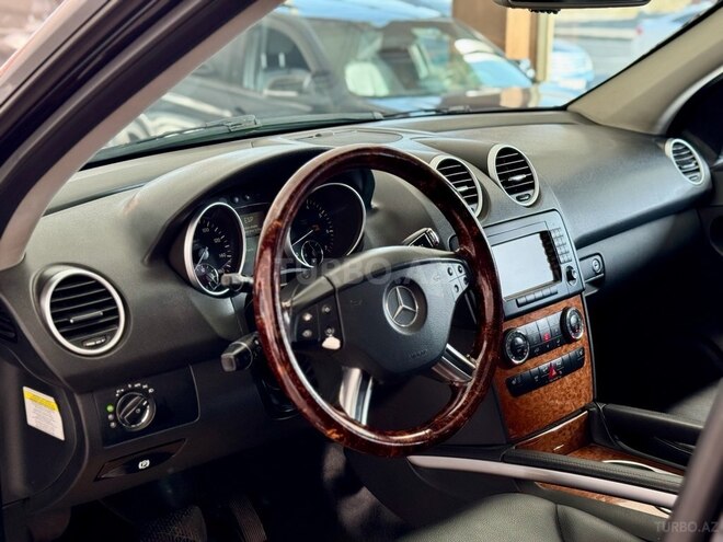 Mercedes ML 350 4MATIC-16