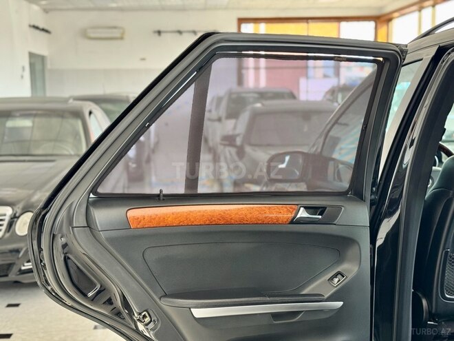 Mercedes ML 350 4MATIC-28