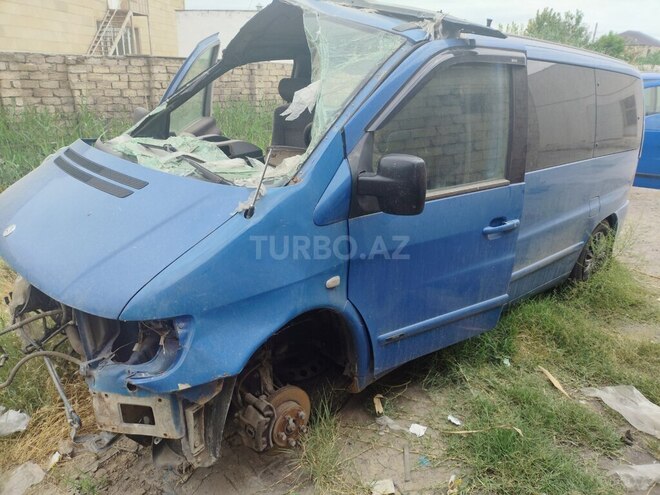 Mercedes Vito 2000, 450,000 km - 2.2 л - Sabirabad