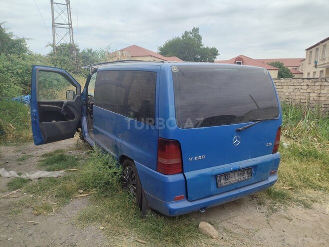 Mercedes Vito 2000, 450,000 km - 2.2 л - Sabirabad