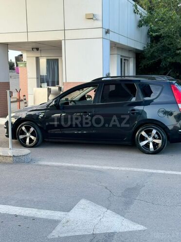 Hyundai i30 2010, 319,000 km - 1.6 l - Bakı