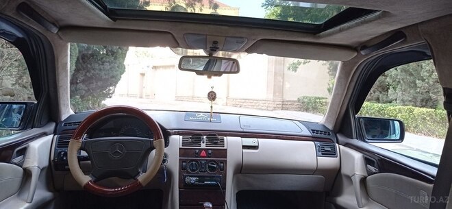 Mercedes E 230-20