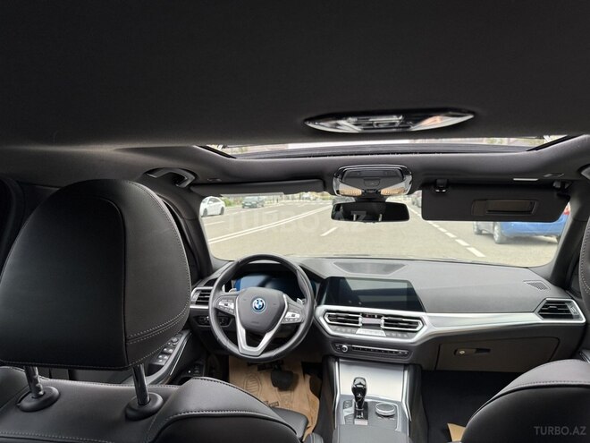 BMW 330e 2022, 67,600 km - 2.0 l - Bakı