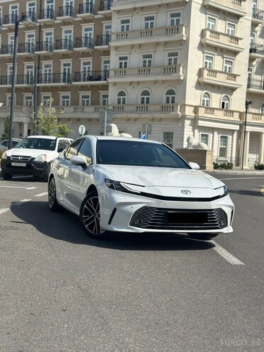 Toyota Camry 2024, 14,000 km - 2.5 л - Bakı