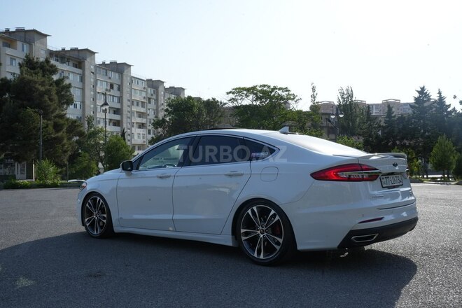 Ford Fusion (North America) 2020, 180,000 km - 2.0 л - Bakı