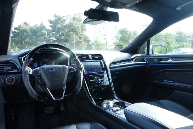 Ford Fusion (North America)-6