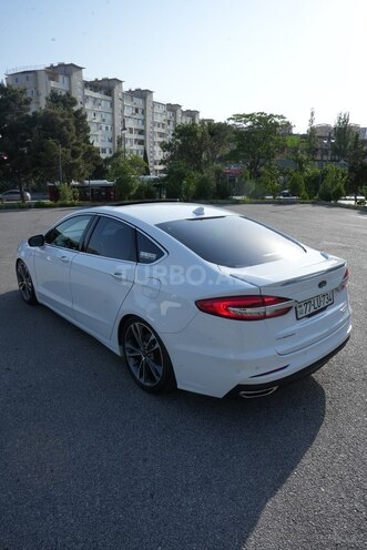 Ford Fusion (North America) 2020, 180,000 km - 2.0 л - Bakı