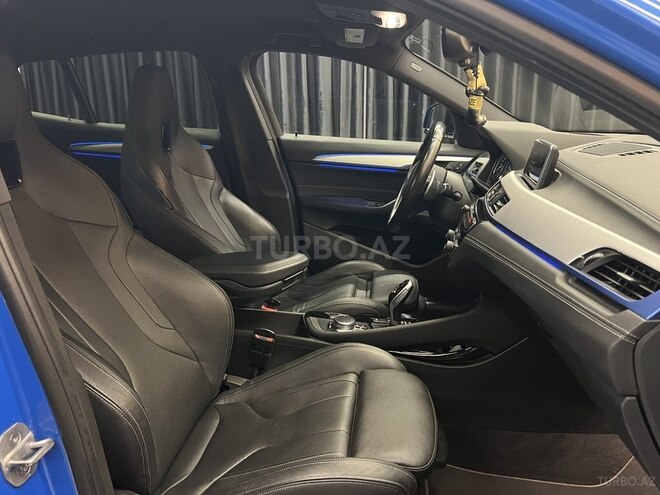 BMW  2018, 80,000 km - 2.0 l - Bakı