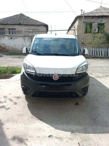 Fiat Doblo 2018, 293,877 km - 1.4 l - Yevlax