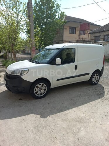 Fiat Doblo 2018, 293,877 km - 1.4 l - Yevlax