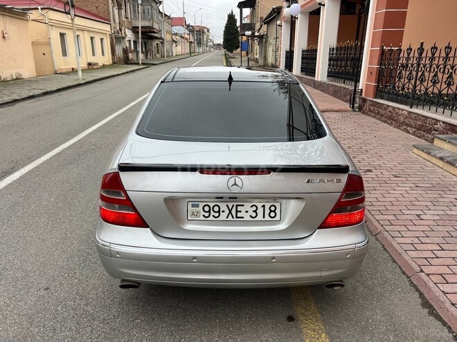 Mercedes E 320 2002, 371,000 km - 3.2 l - Quba
