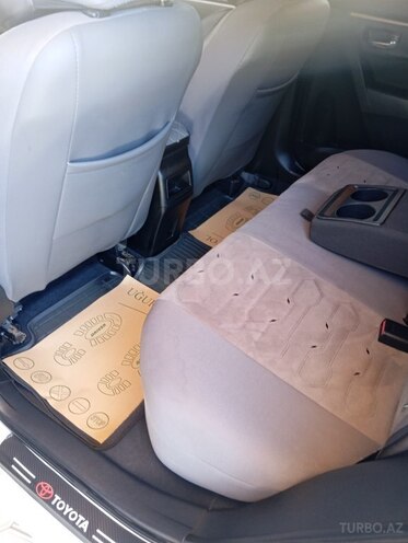 Toyota Corolla 2013, 218,000 km - 1.6 l - Bakı