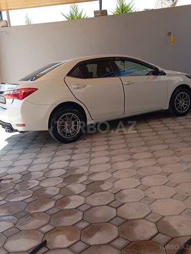 Toyota Corolla 2013, 218,000 km - 1.6 l - Bakı