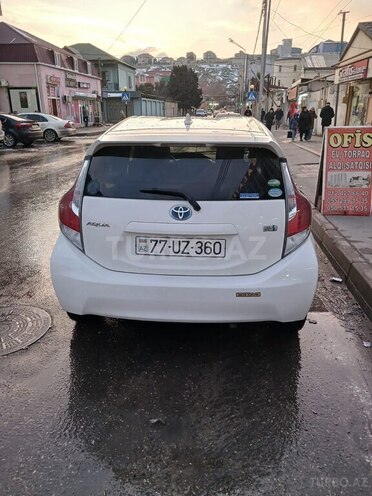 Toyota Aqua 2017, 92,000 km - 1.5 l - Bakı